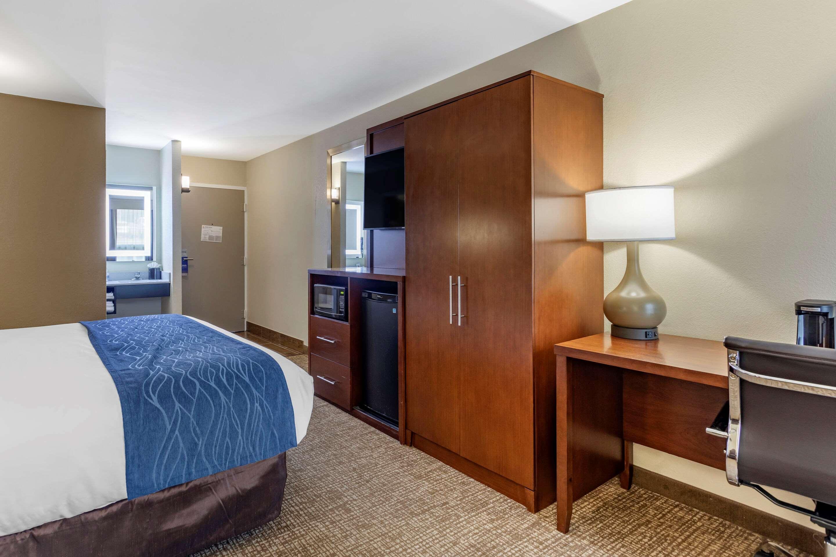 Comfort Inn Nashville - Opryland Area Buitenkant foto