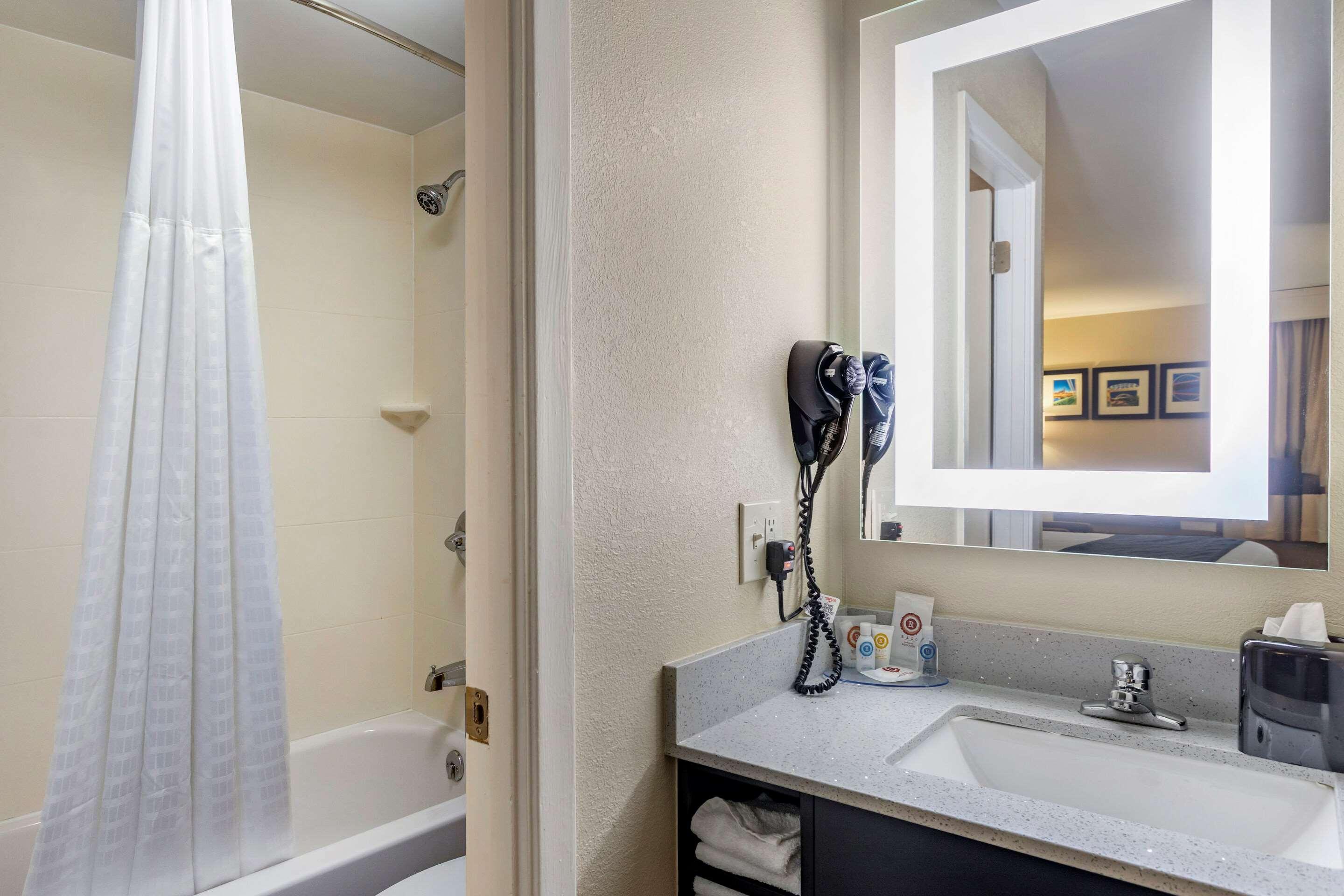 Comfort Inn Nashville - Opryland Area Buitenkant foto