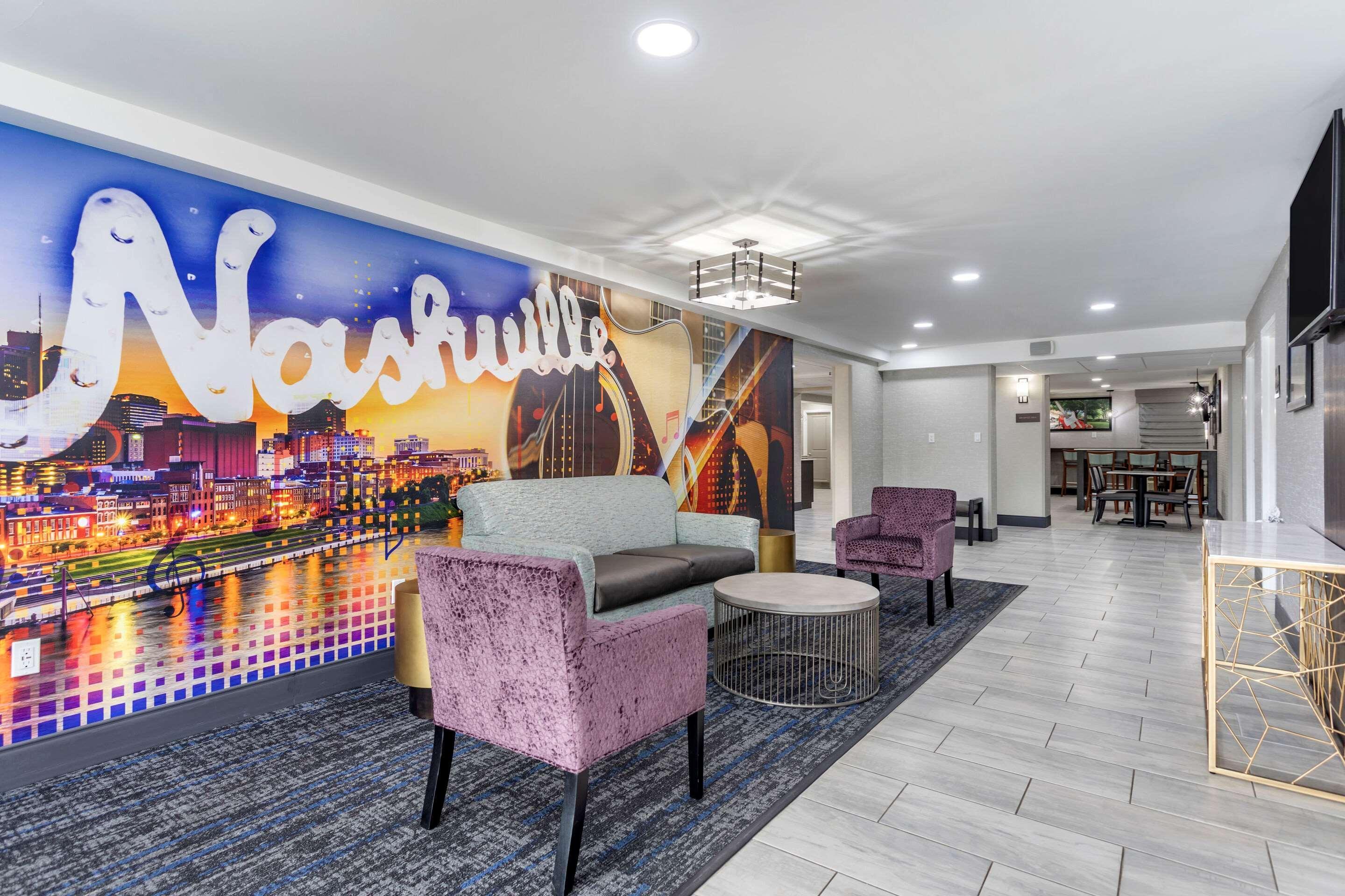 Comfort Inn Nashville - Opryland Area Buitenkant foto