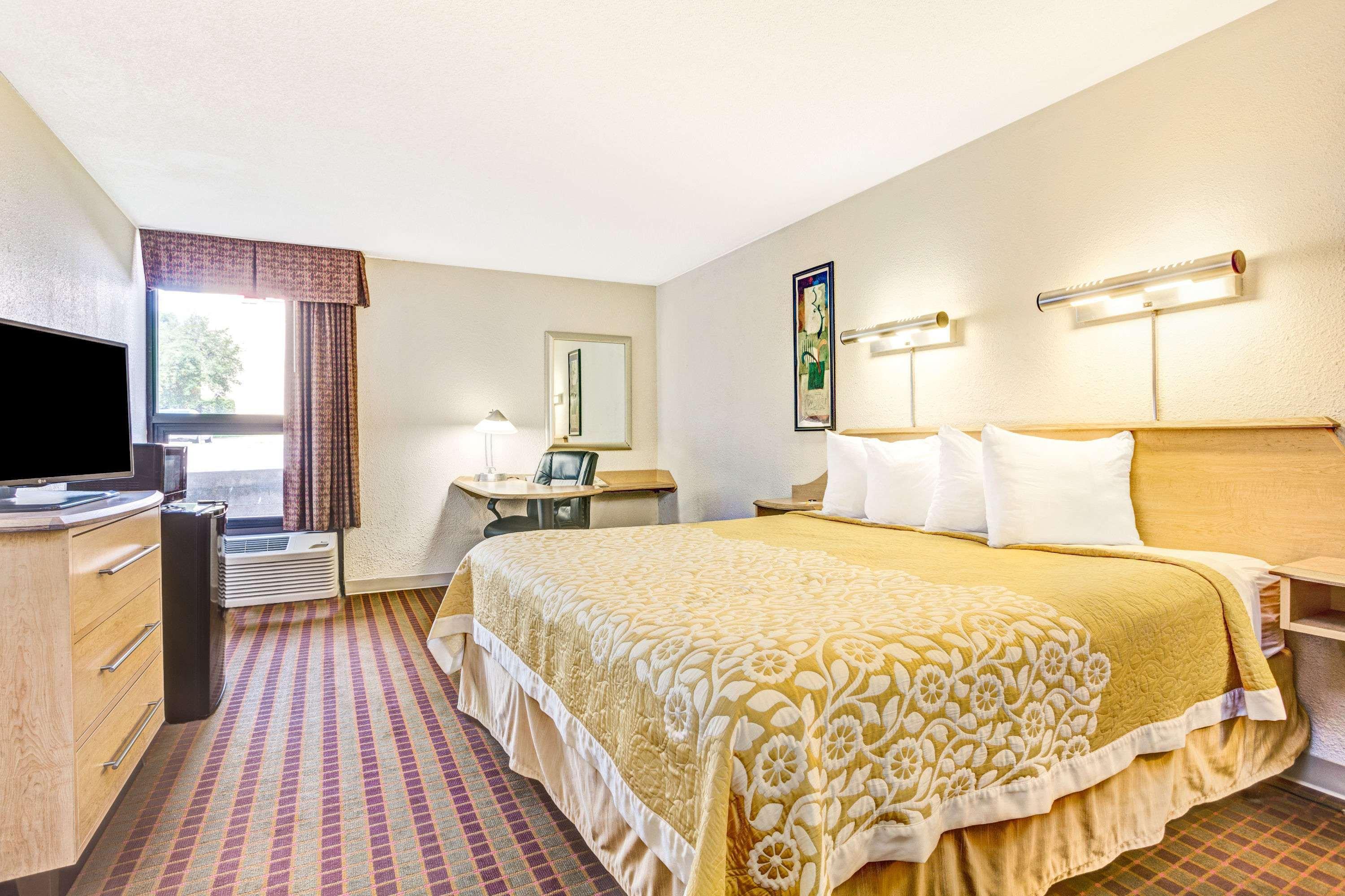Comfort Inn Nashville - Opryland Area Buitenkant foto