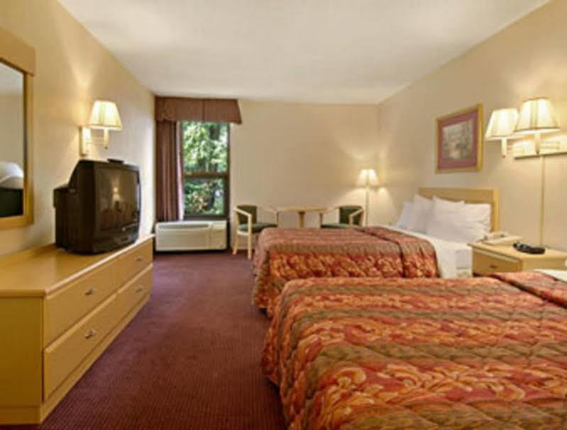Comfort Inn Nashville - Opryland Area Buitenkant foto